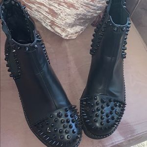 Ladies spiked biker boots